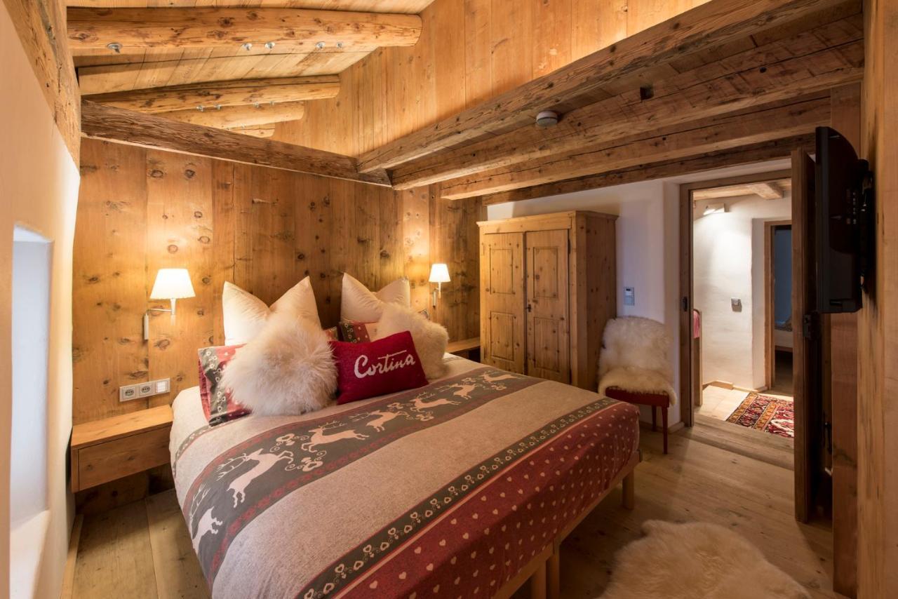 Privatunterkunft Luxury Cortina *
