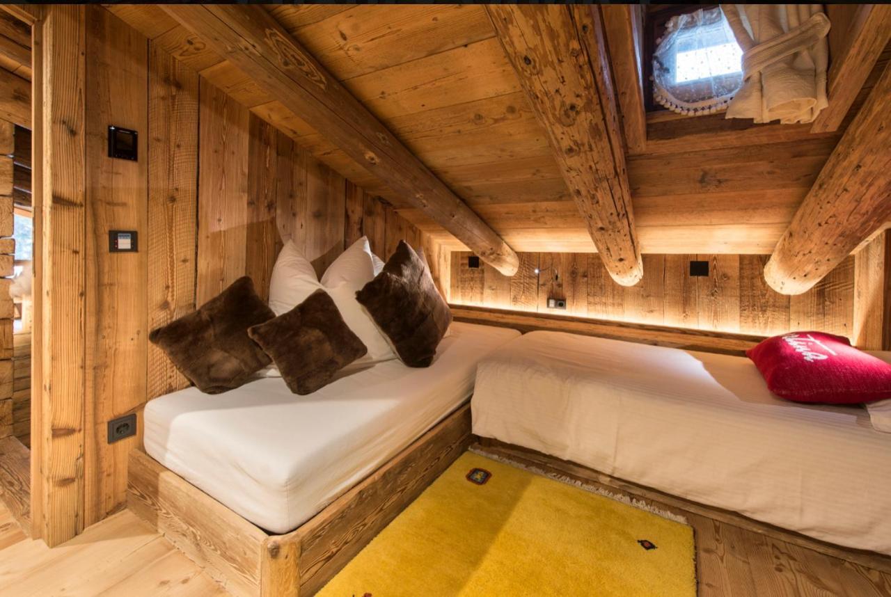 Luxury Cortina
